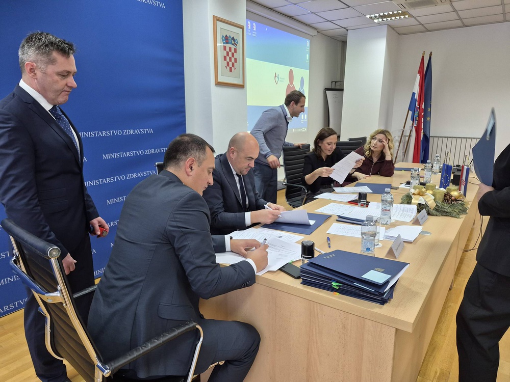 598277325 875071495079613 4370817943623839880 n