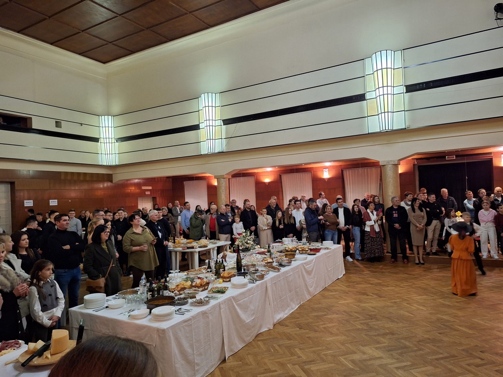 67 kucna zabava kumpanjija blato1