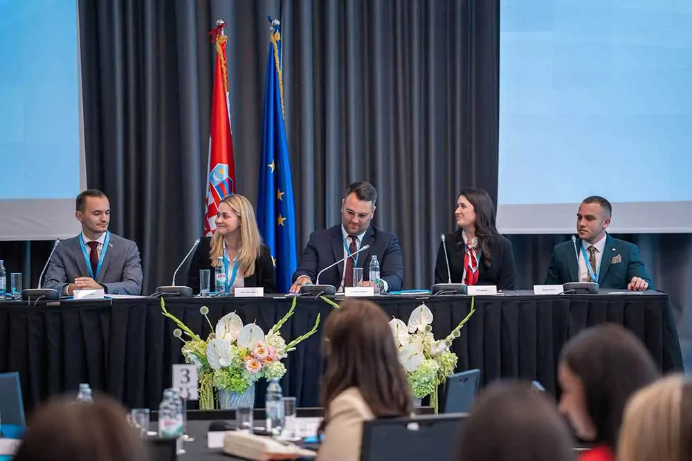 Artuković prvi predsjednik Savjeta mladih Hrvata izvan RH