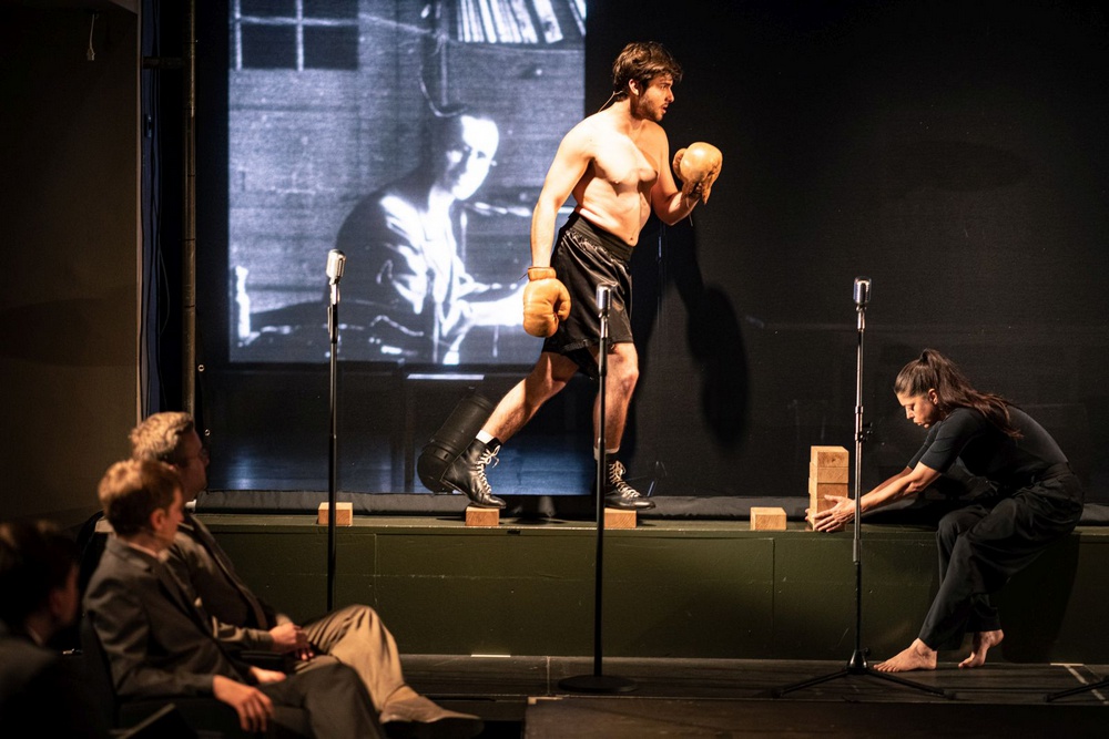 predstava vremena bertola brechta 001