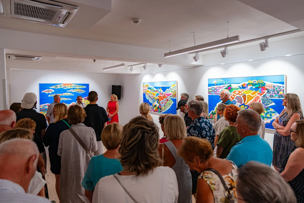 U Centru za kulturu Korčula svečano otvorena izložba slika 